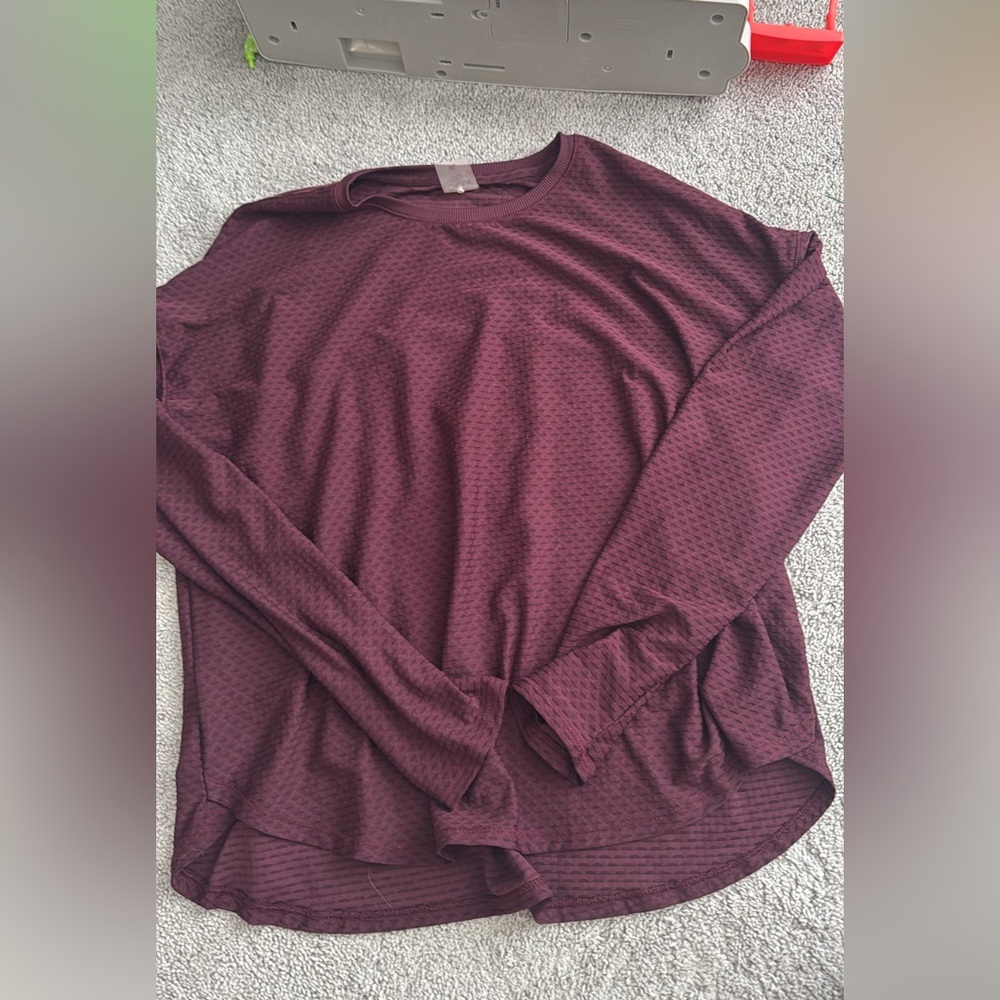 CALIA by Carrie Underwood Women's Burgundy Long Sleeve Top